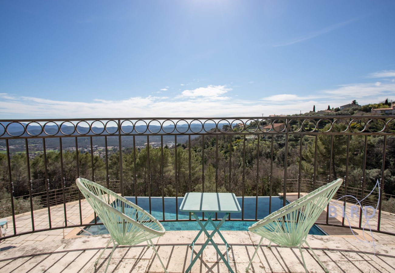Villa à Montauroux - Moderne et sublime villa provençale AC piscine et vue