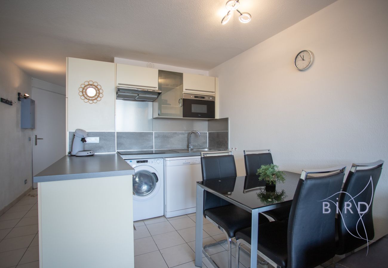 Appartement à Théoule-sur-Mer - Petit coin de Paradis avec Vue Mer