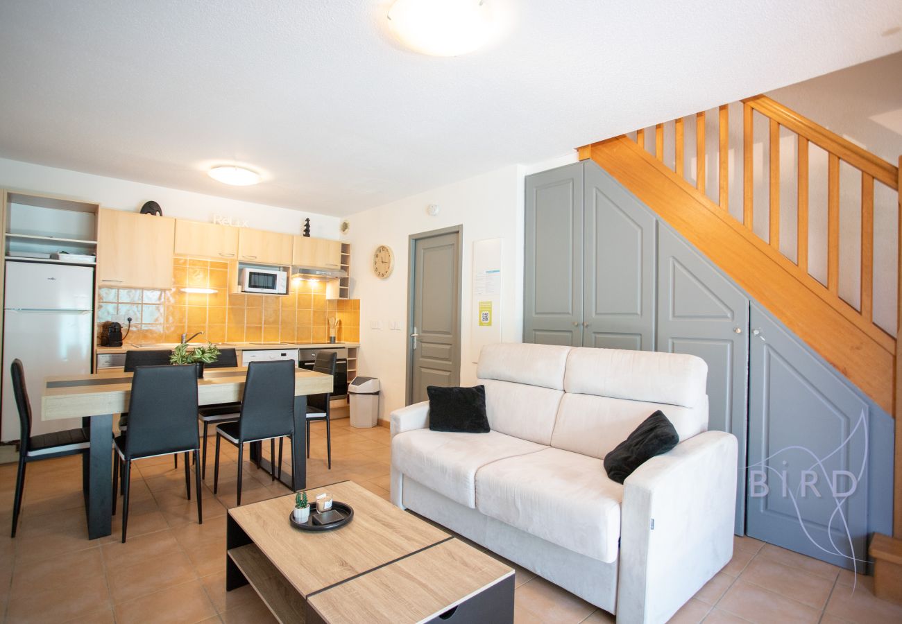 Appartement à Tourrettes - Charmante maison jumelé avec piscine commune