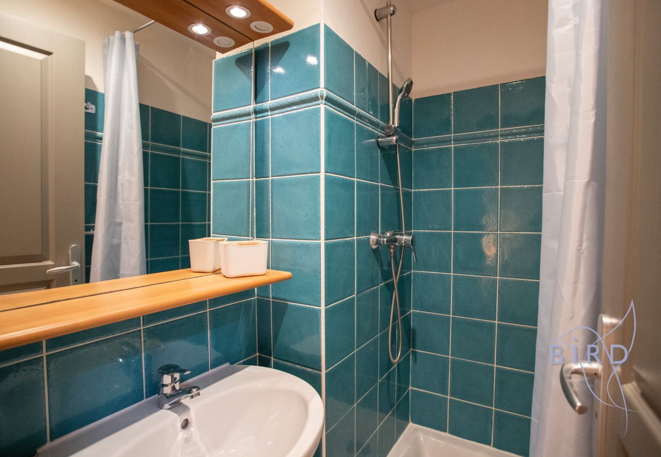 Appartement à Tourrettes - Charmante maison jumelé avec piscine commune
