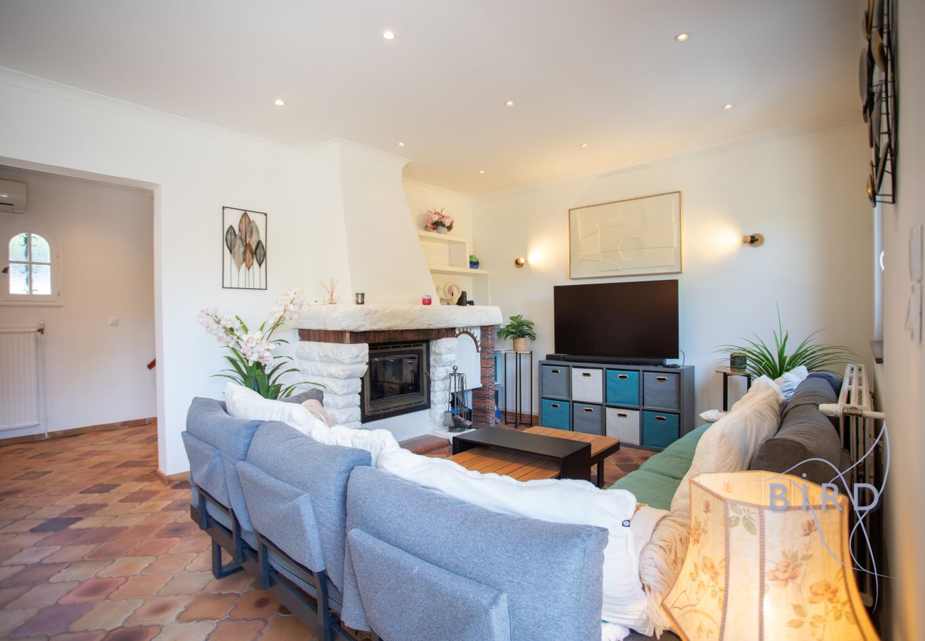 Maison à Mougins - Charmante maison familiale avec piscine 