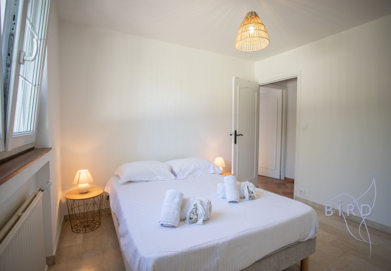 Maison à Mougins - Charmante maison familiale avec piscine 
