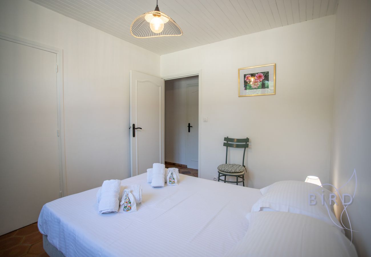 Maison à Mougins - Charmante maison familiale avec piscine 