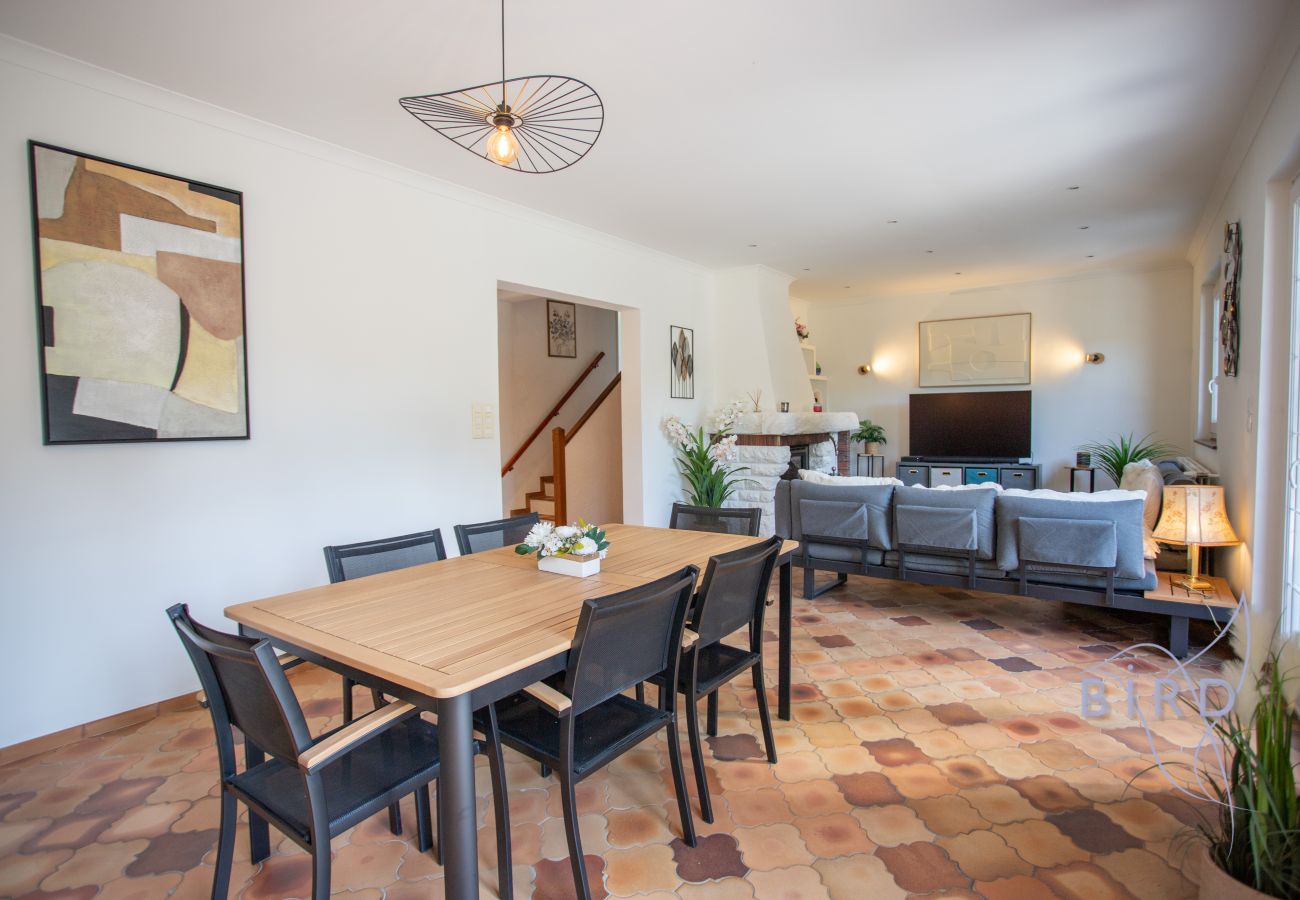 Maison à Mougins - Charmante maison familiale avec piscine 