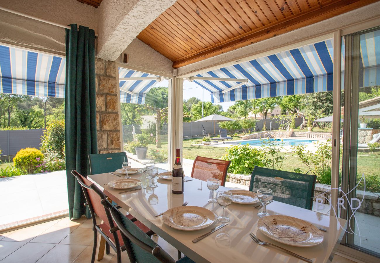 Maison à Mougins - Charmante maison familiale avec piscine 