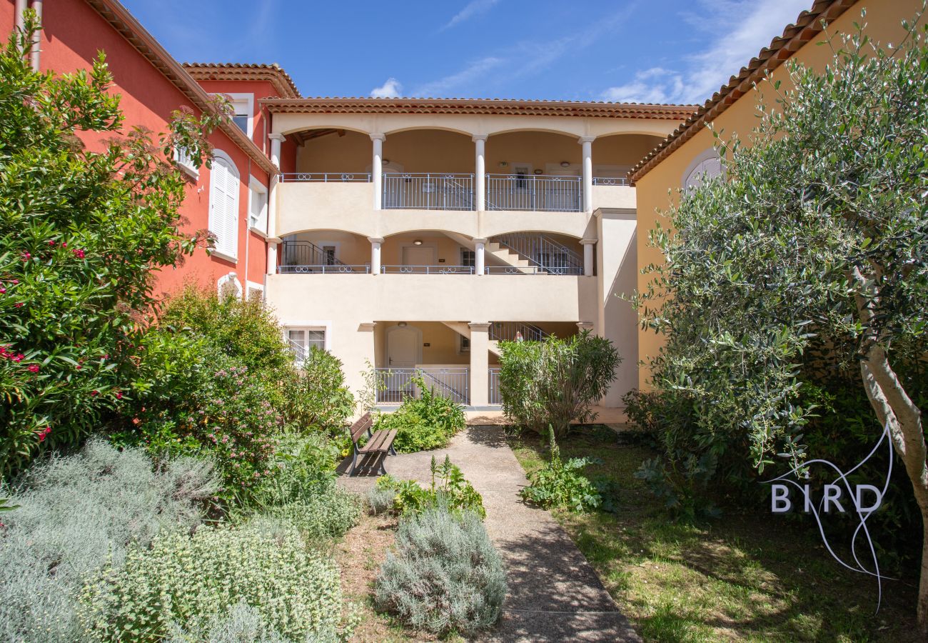 Appartement à Callian - Superbe 3 pièces climatisé avec terrasse & piscine