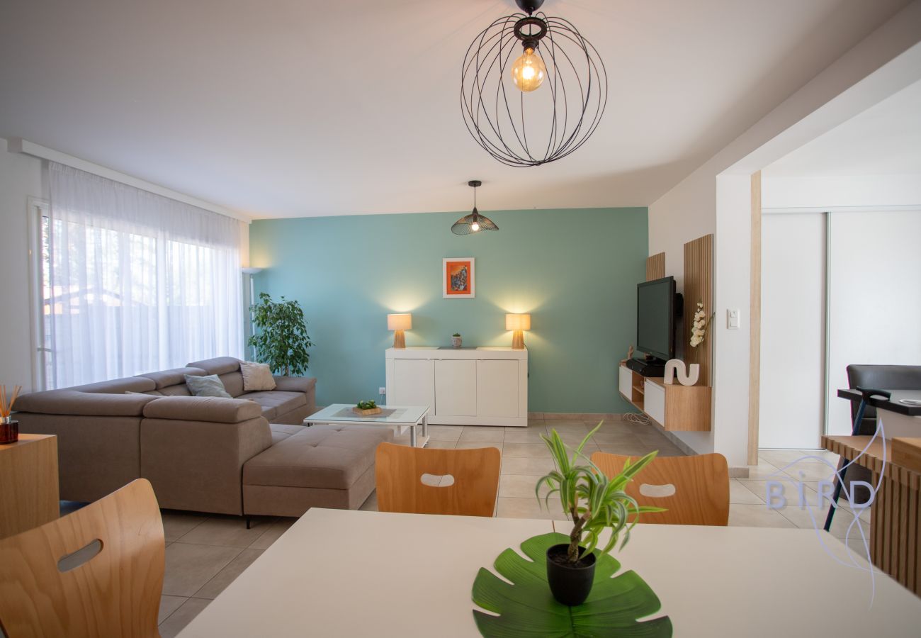 Maison mitoyenne à Callian - Charmante maison mitoyenne avec terrasse, jacuzzi privatif et jardin