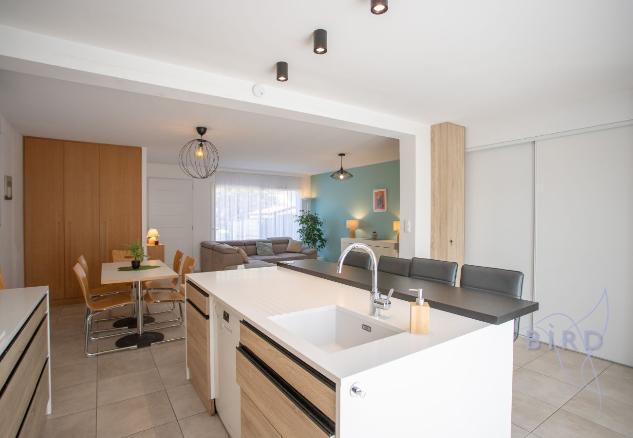 Maison mitoyenne à Callian - Charmante maison mitoyenne avec terrasse, jacuzzi privatif et jardin