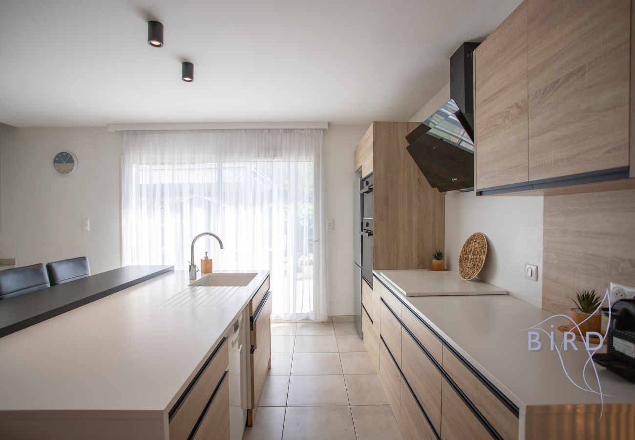Maison mitoyenne à Callian - Charmante maison mitoyenne avec terrasse, jacuzzi privatif et jardin