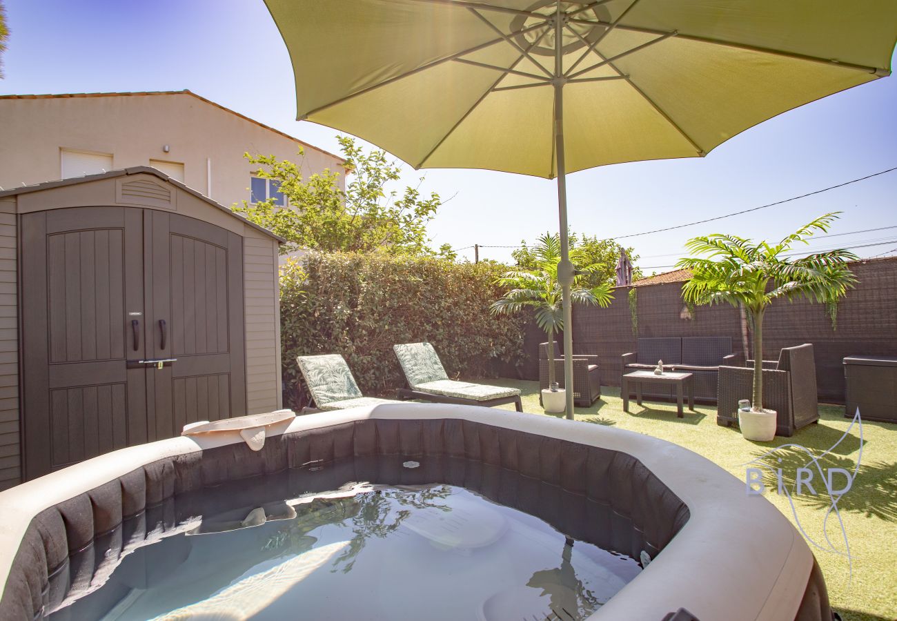 Maison mitoyenne à Callian - Charmante maison mitoyenne avec terrasse, jacuzzi privatif et jardin