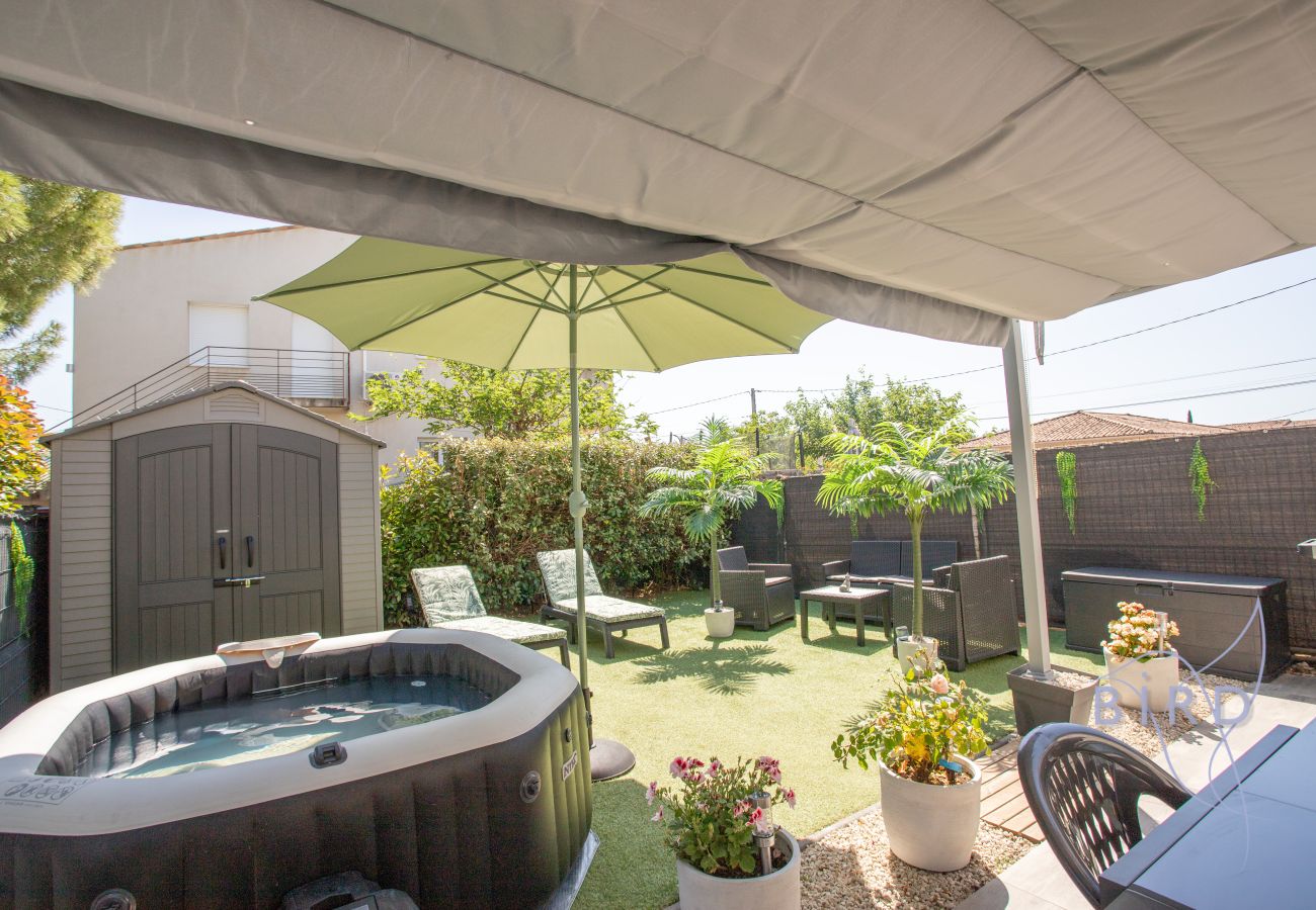 Maison mitoyenne à Callian - Charmante maison mitoyenne avec terrasse, jacuzzi privatif et jardin