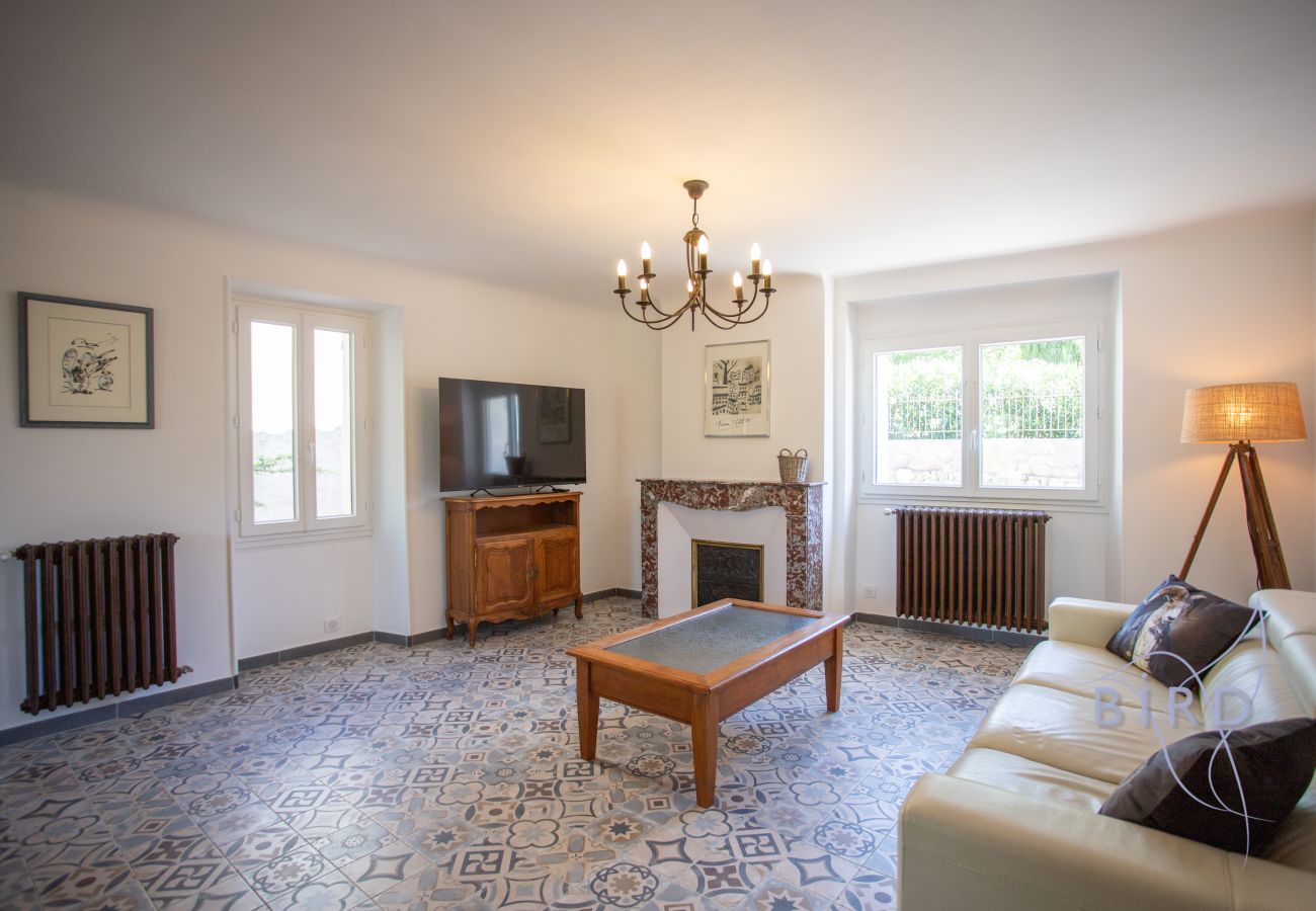 Villa à Seillans - Charmante maison provençale rénovée avec piscine