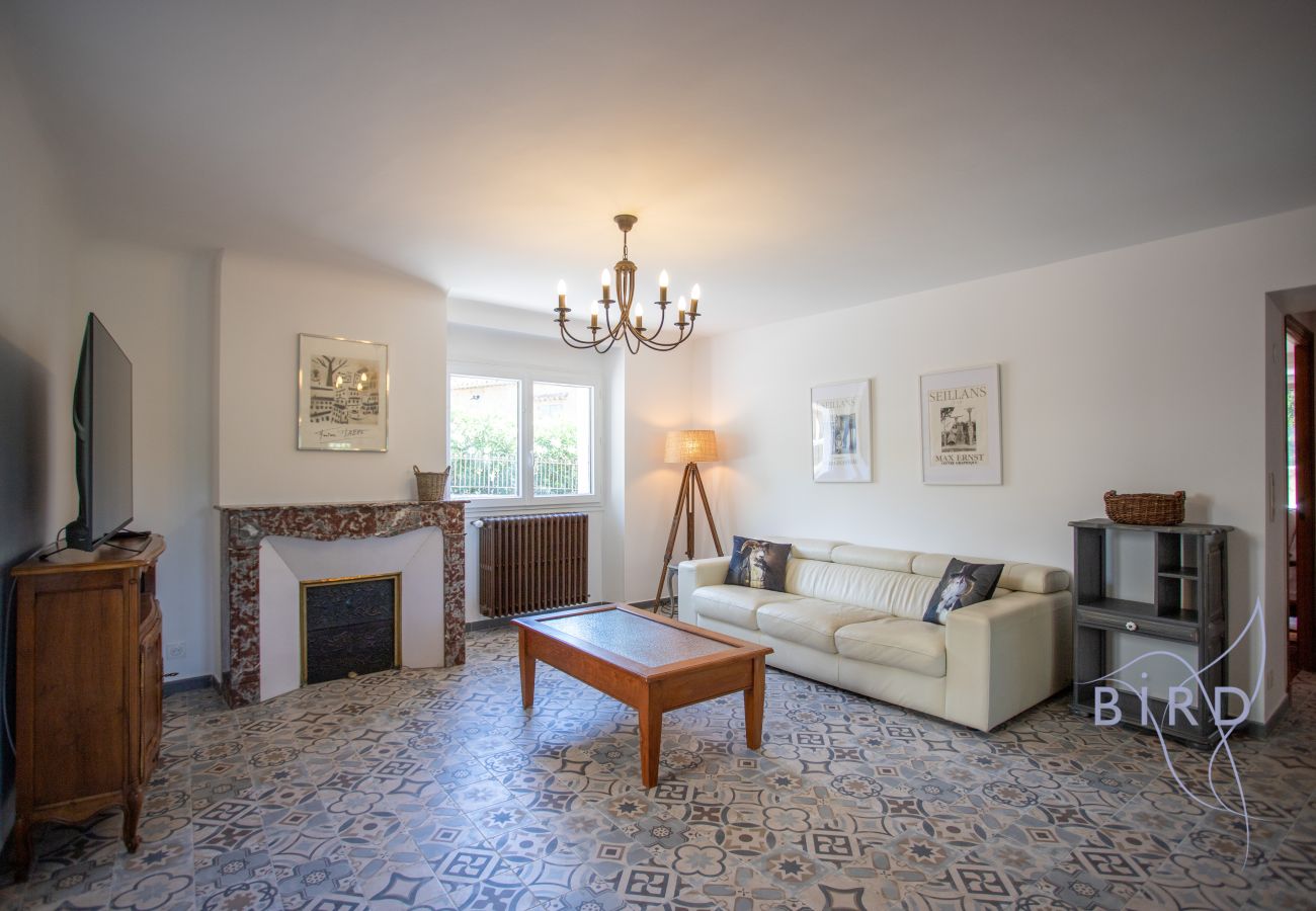 Villa à Seillans - Charmante maison provençale rénovée avec piscine