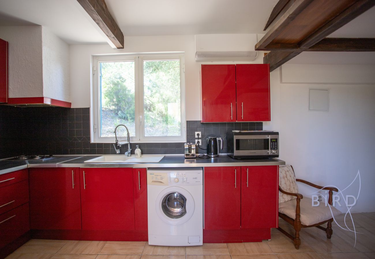 Maison à Saint-Paul-en-Forêt - Charmant gîte climatisé avec piscine